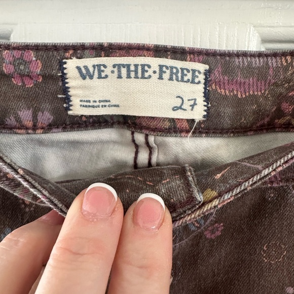 We The Free Just Float On Printed Flare Jeans “Chocolate Combo” size 27 - Picture 3 of 4